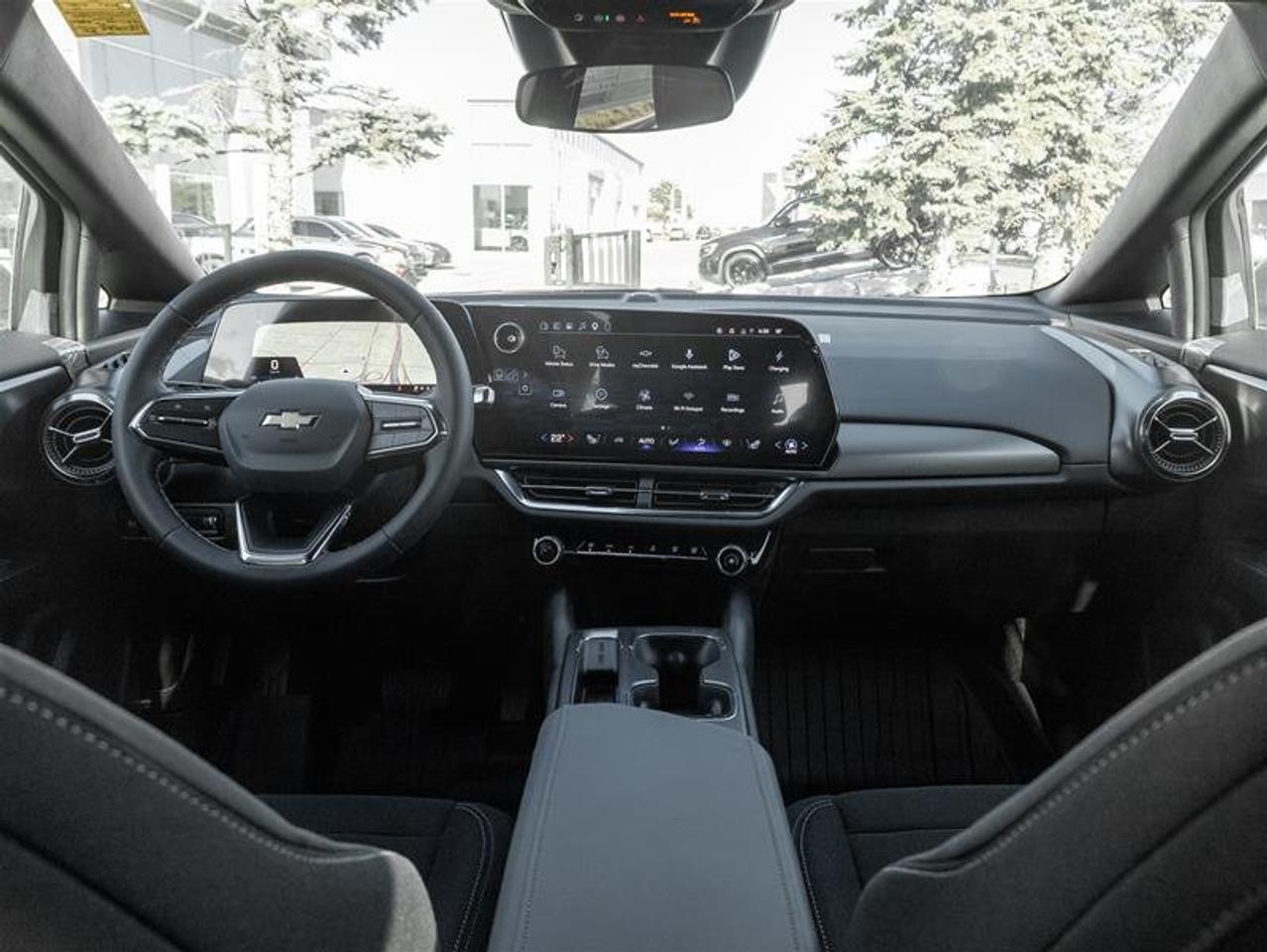 2027 Chevrolet Equinox EV LT1 Photo