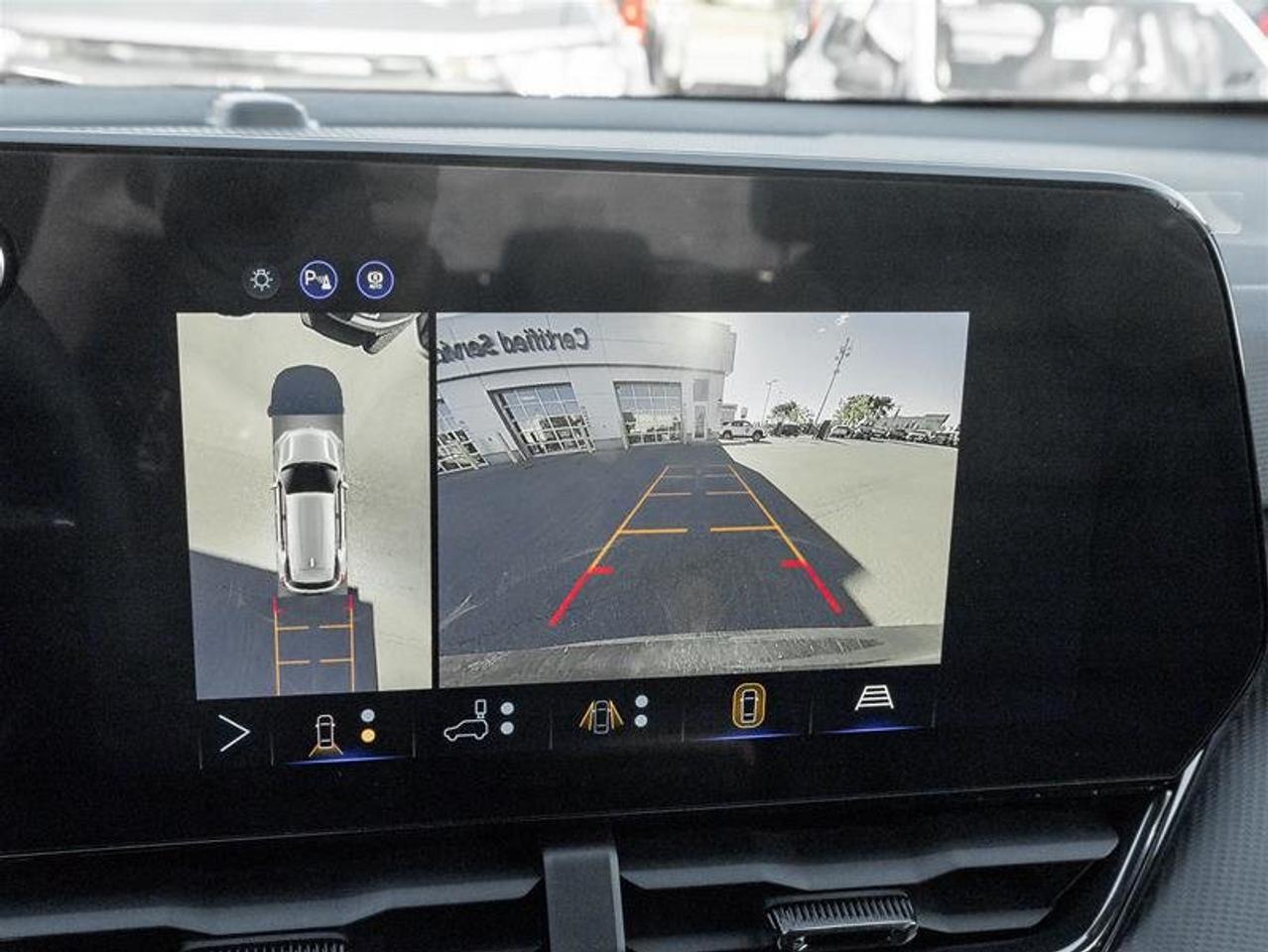 2027 Chevrolet Equinox RS Photo