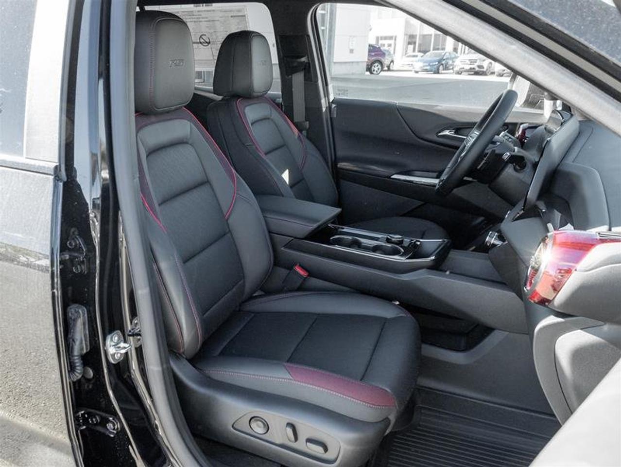 2027 Chevrolet Equinox RS Photo