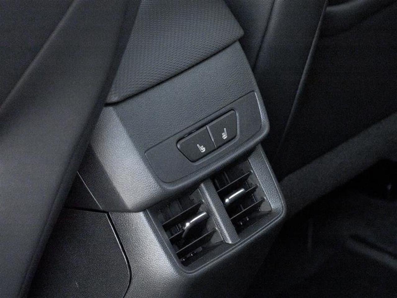 2027 Chevrolet Equinox RS Photo