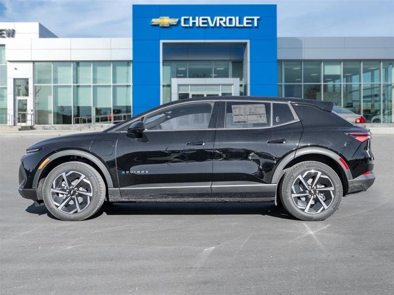 2027 Chevrolet Equinox EV LT1 Photo2