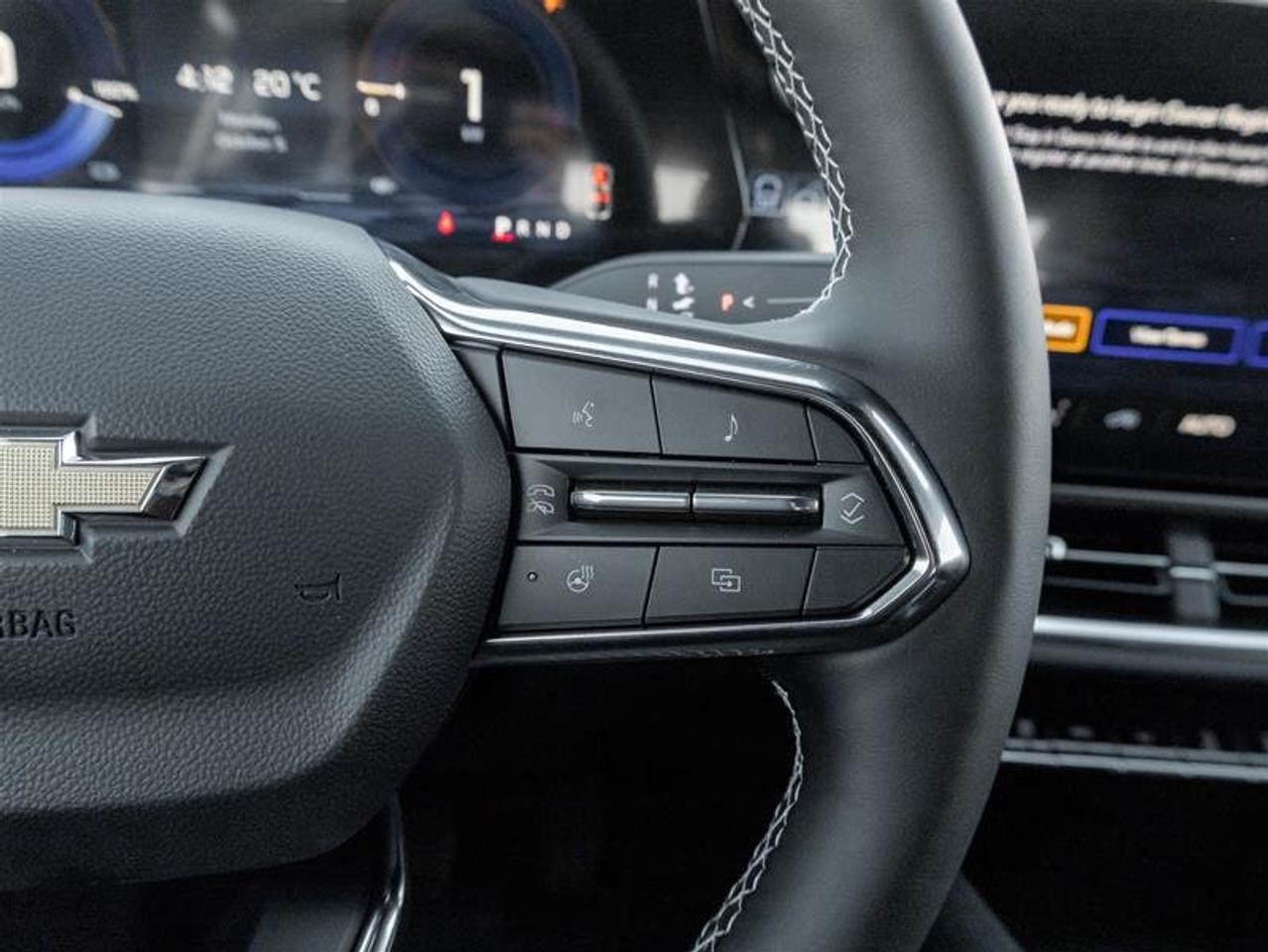 2027 Chevrolet Equinox EV LT1 Photo