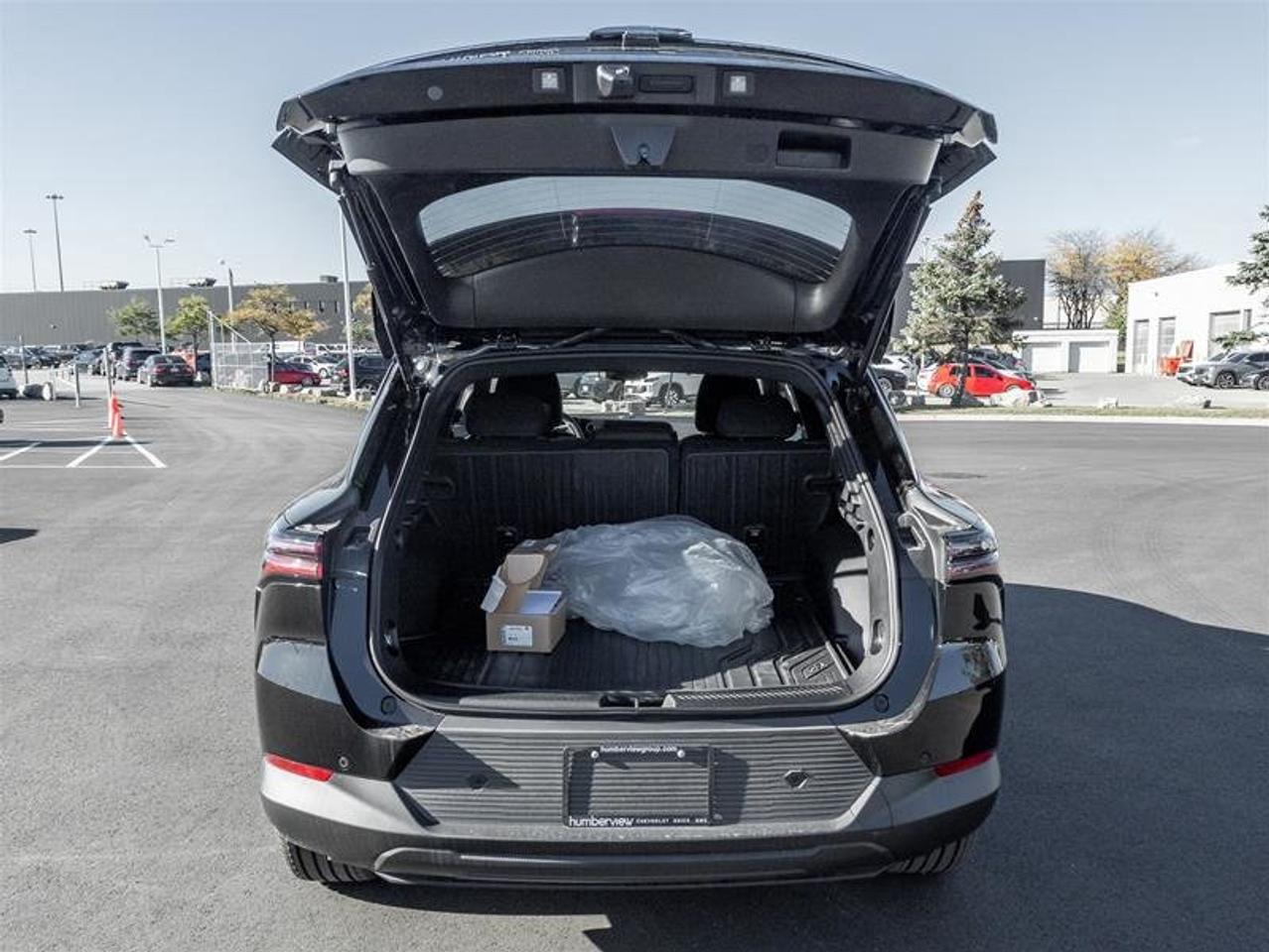 2027 Chevrolet Equinox EV LT1 Photo