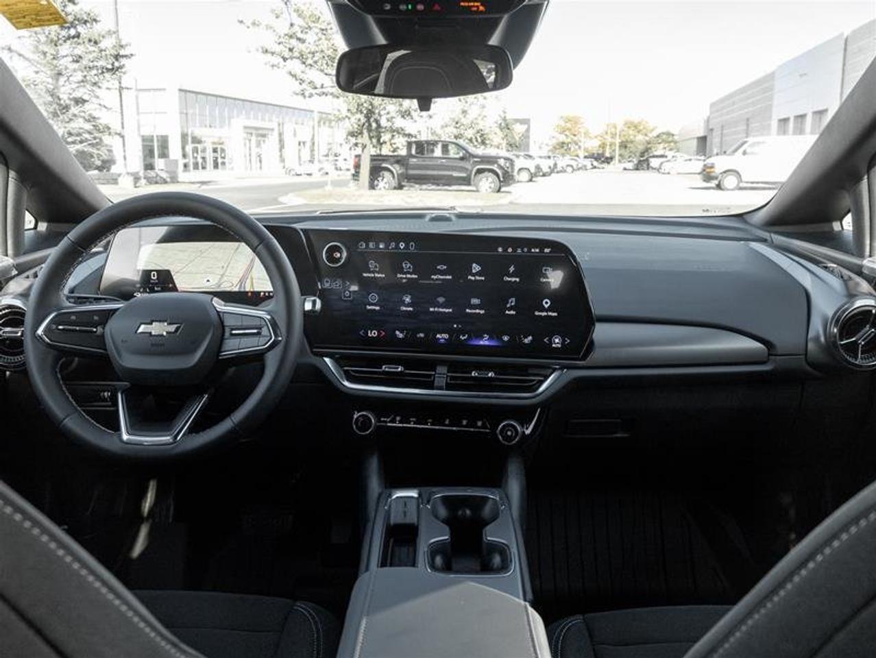 2027 Chevrolet Equinox EV LT1 Photo