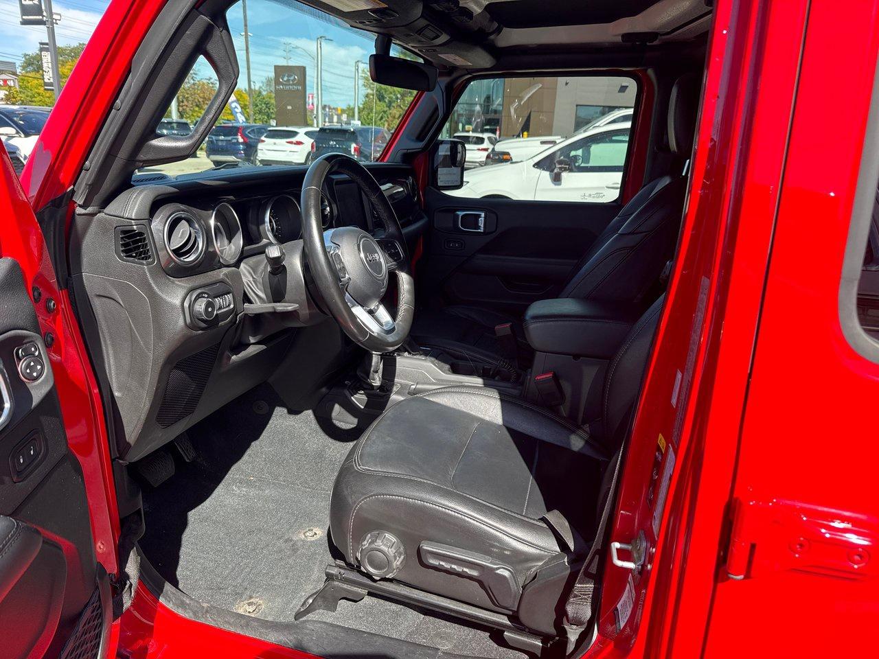 2022 Jeep WRANGLER UNLIMITED Sahara Photo