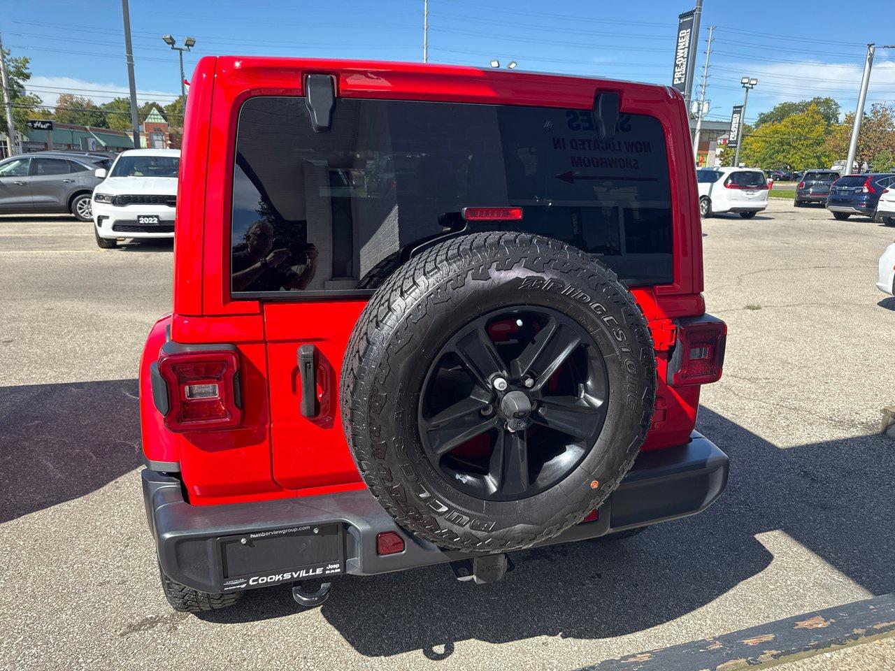 2022 Jeep WRANGLER UNLIMITED Sahara Photo