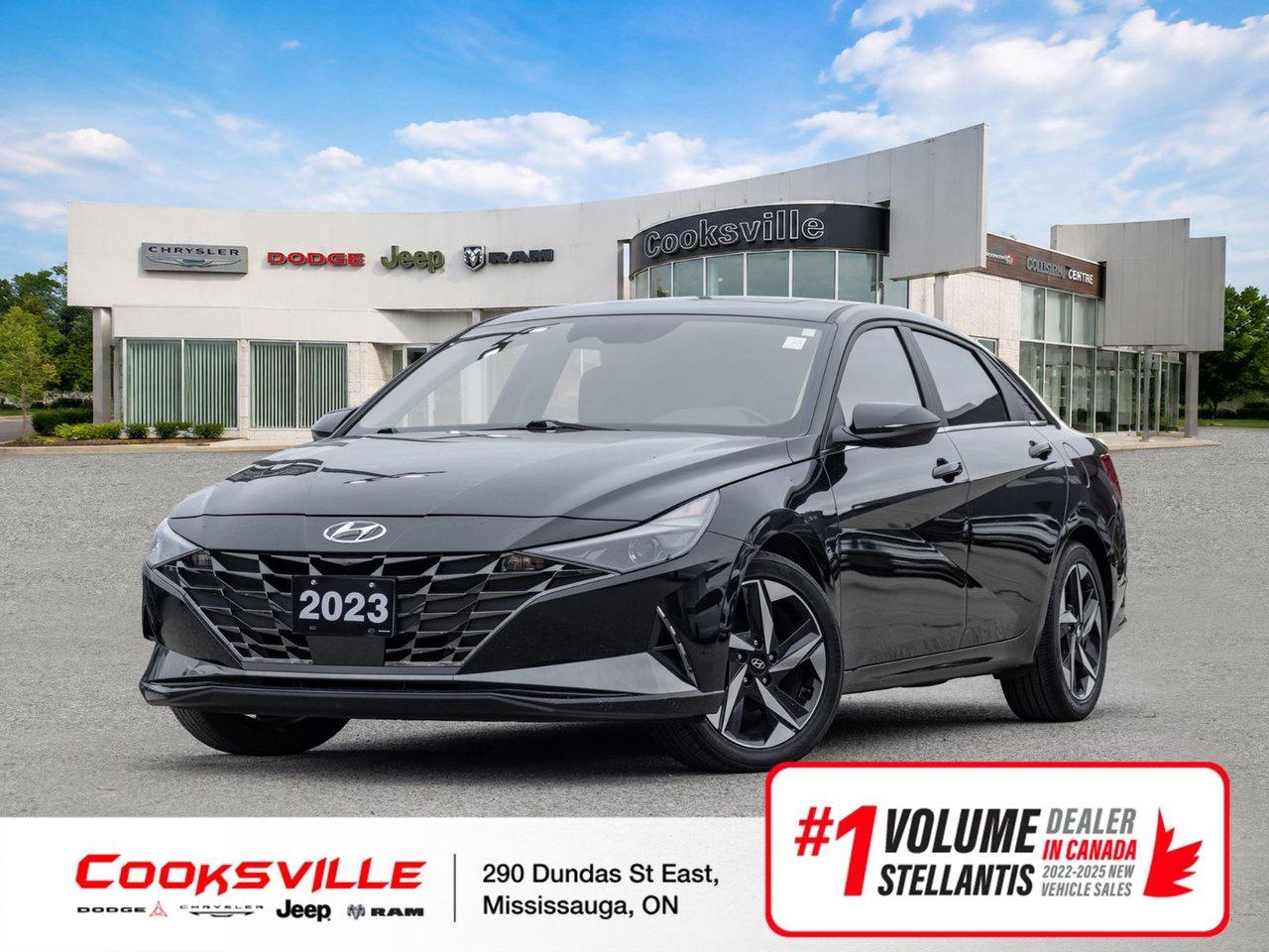 2023 Hyundai Elantra Luxury Photo0