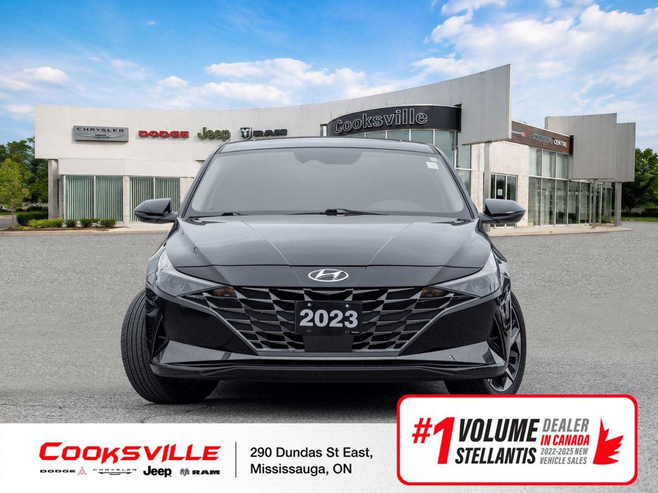 2023 Hyundai Elantra Luxury Photo1