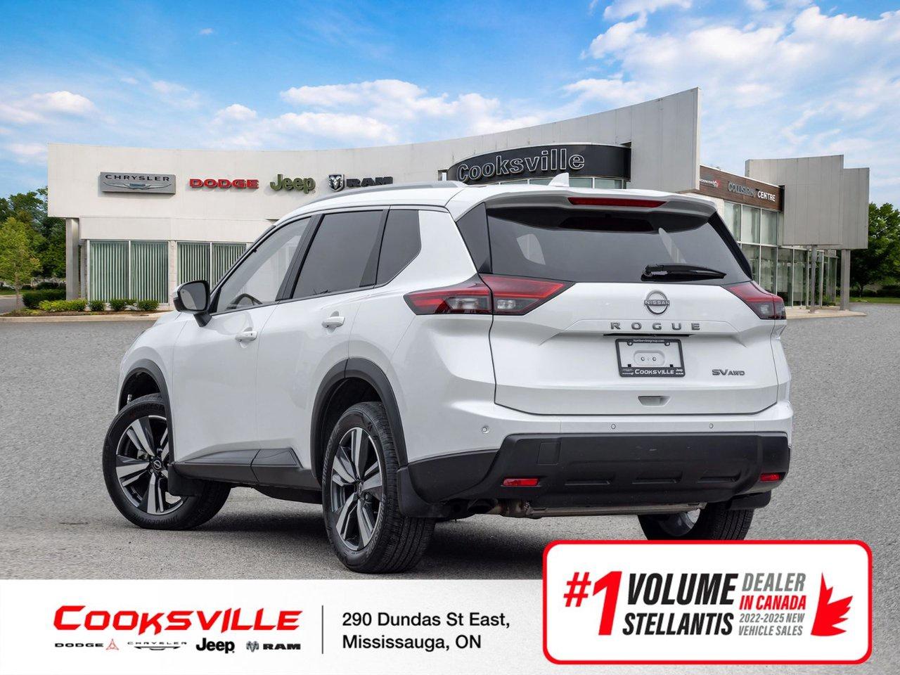 2024 Nissan Rogue AWD SV Moonroof Photo4