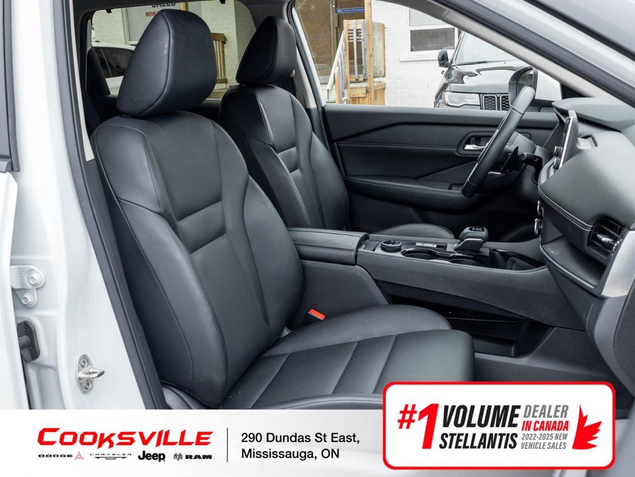 2024 Nissan Rogue AWD SV Moonroof Photo