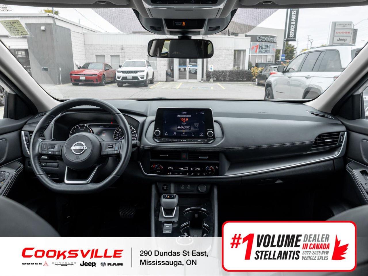 2024 Nissan Rogue AWD SV Moonroof Photo