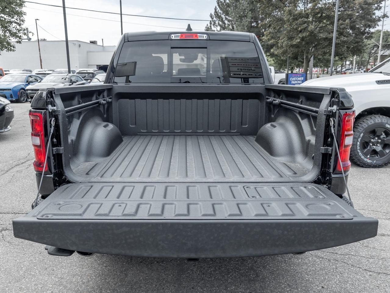 2027 RAM 1500 SPORT Photo