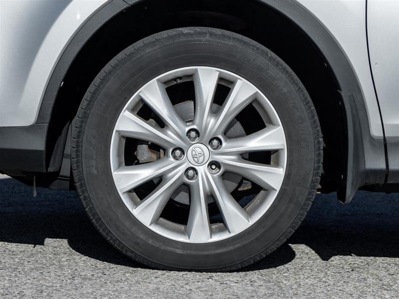 2014 Toyota RAV4 AWD Limited Sunroof | Backup Cam | Navi | Heated Seats | Wireless Charging | Limited Photo