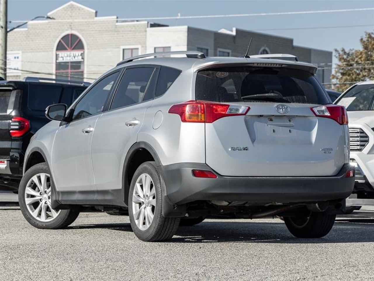 2014 Toyota RAV4 AWD Limited Sunroof | Backup Cam | Navi | Heated Seats | Wireless Charging | Limited Photo