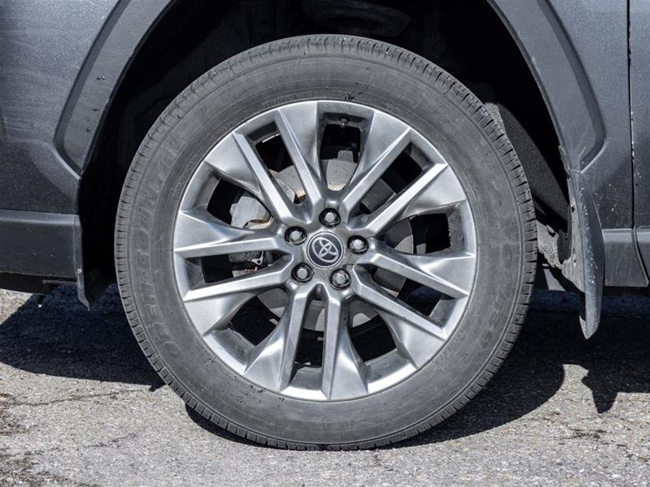2023 Toyota RAV4 XLE AWD Heated Front Seats| Moonroof| Backup Camera| XLE| AWD Photo