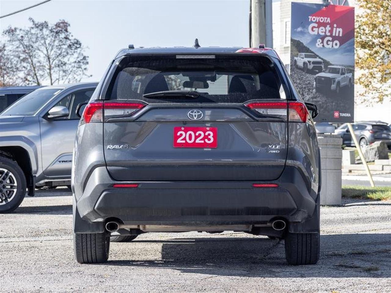 2023 Toyota RAV4 XLE AWD Heated Front Seats| Moonroof| Backup Camera| XLE| AWD Photo