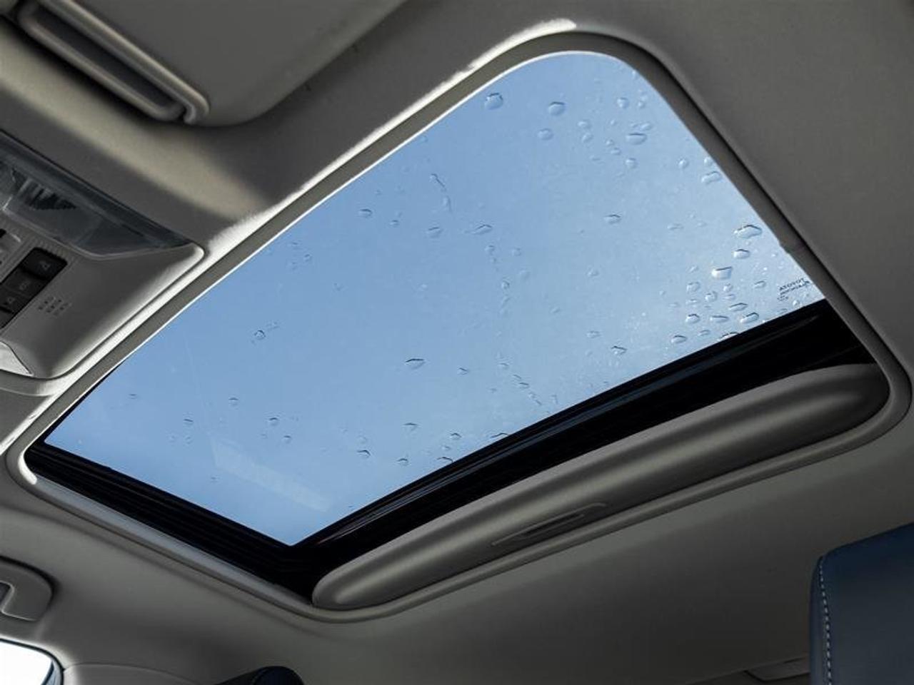 2023 Toyota RAV4 XLE AWD Heated Front Seats| Moonroof| Backup Camera| XLE| AWD Photo