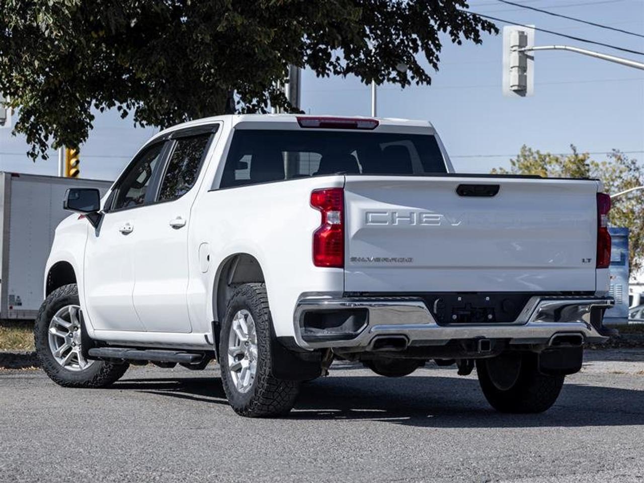 2024 Chevrolet Silverado 1500 Crew Cab Short Box 4-Wheel Drive LT Navi | Backup Cam | Heated Seats | Assist Steps | LT Photo