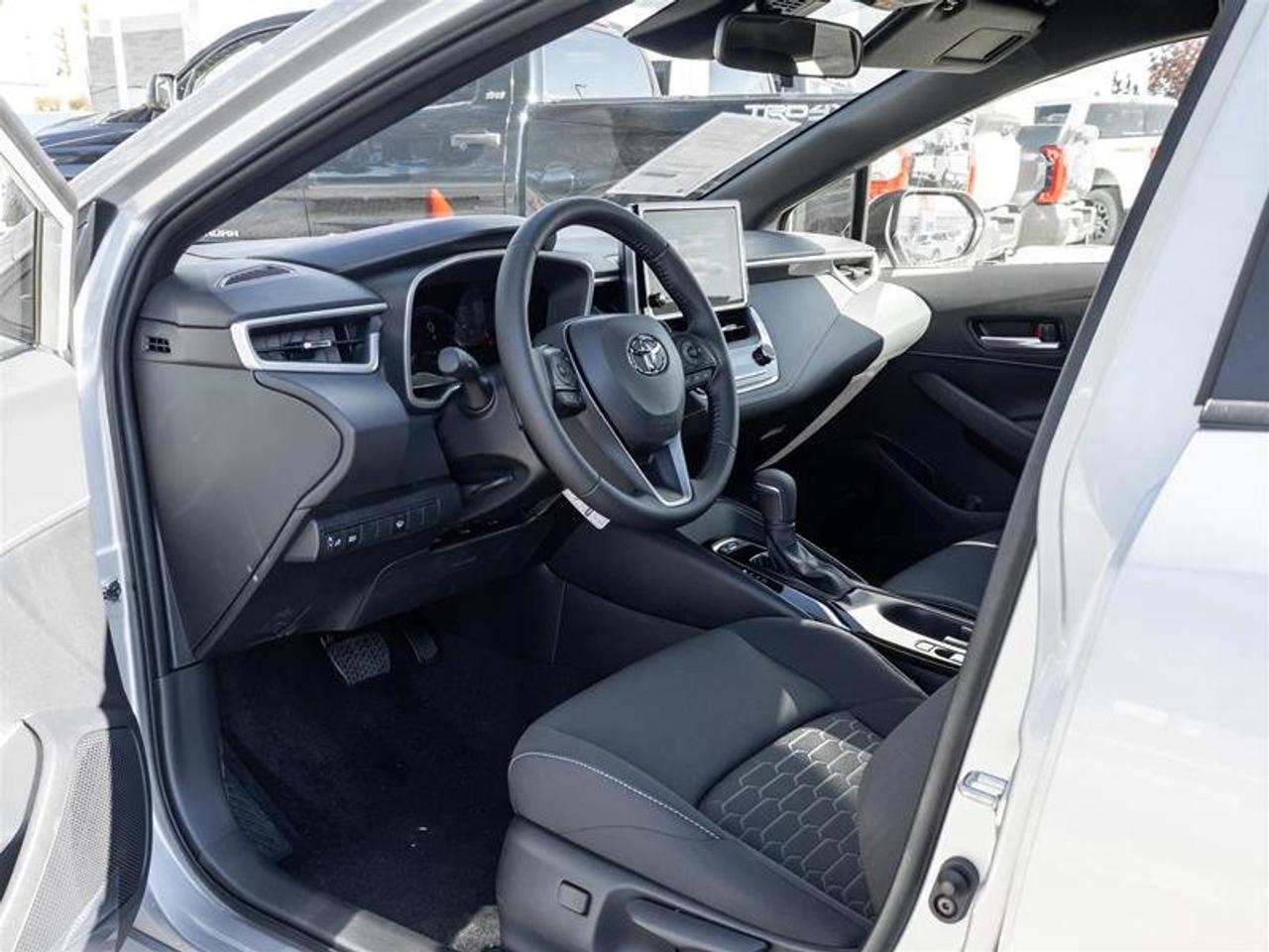 2027 Toyota Corolla Hatchback SE Plus Photo