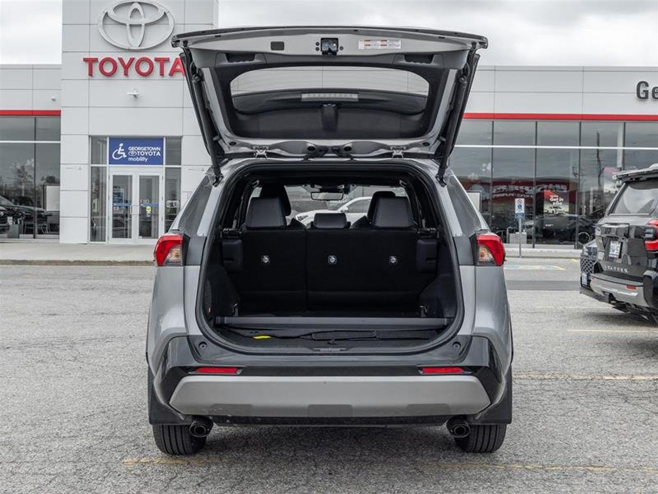 2025 Toyota RAV4 Hybrid XSE AWD Moonroof| Backup Camera| Heated Front Seats| JBL Audio| XSE| AWD Photo