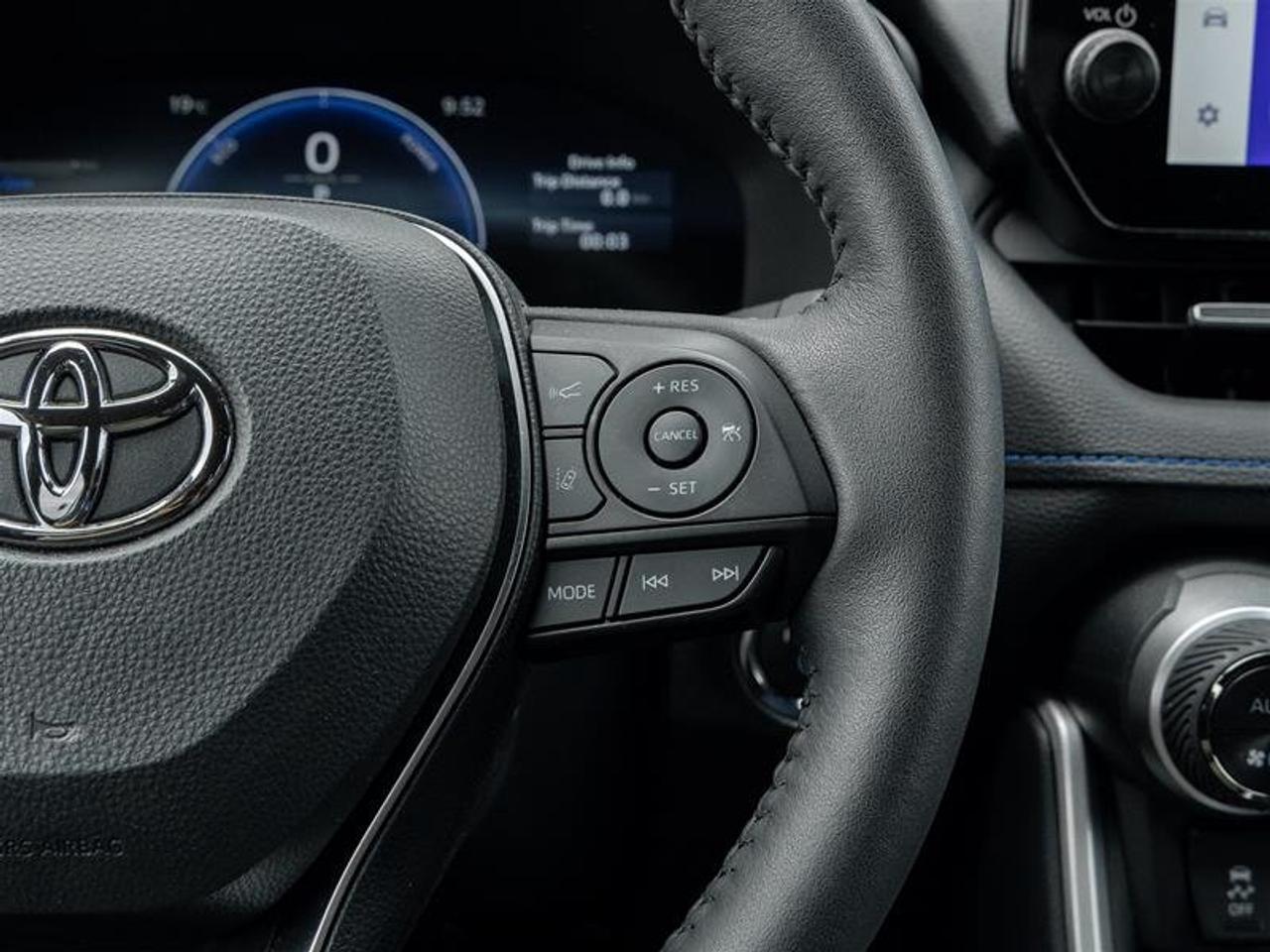 2025 Toyota RAV4 Hybrid XSE AWD Moonroof| Backup Camera| Heated Front Seats| JBL Audio| XSE| AWD Photo
