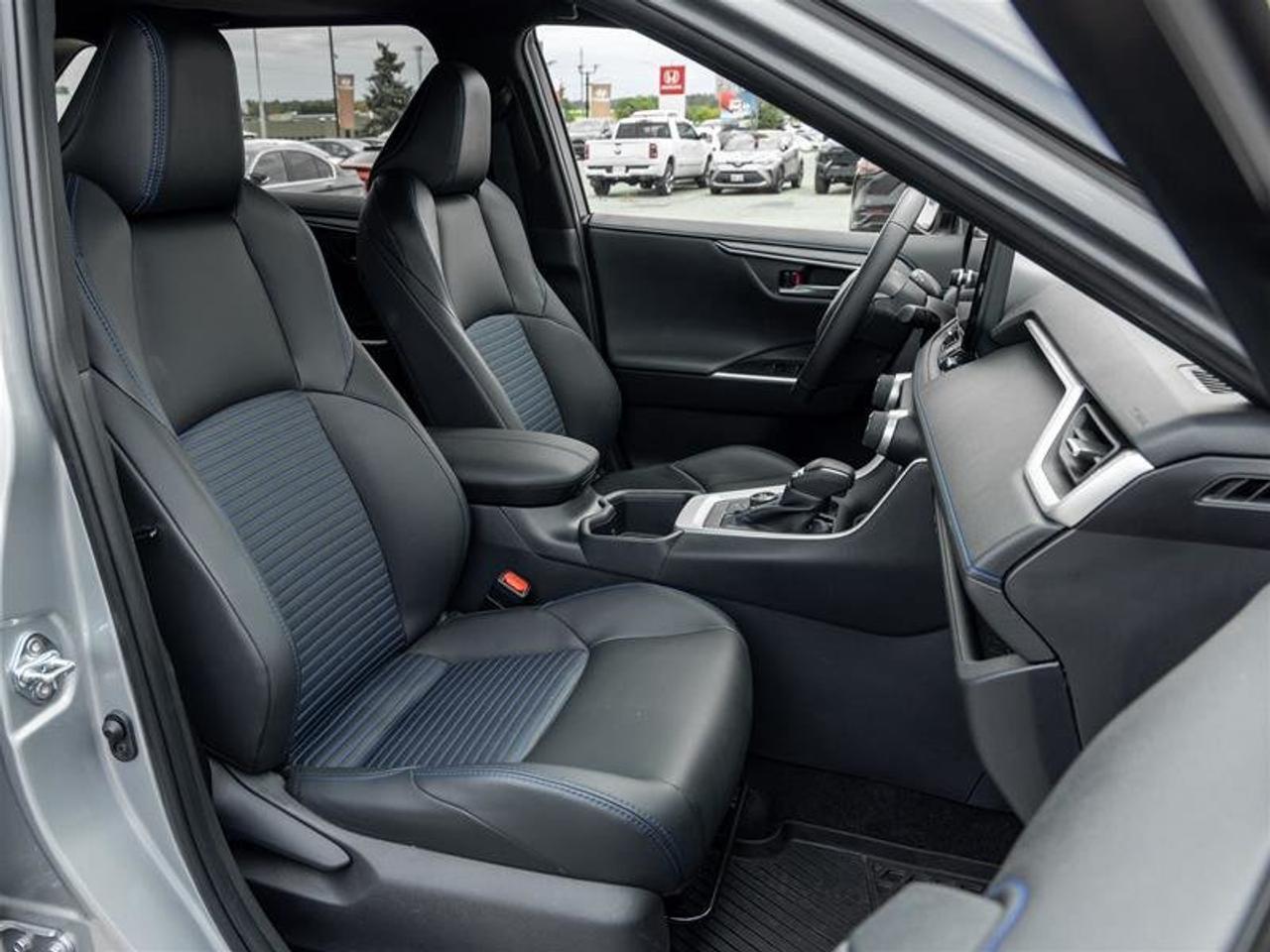 2025 Toyota RAV4 Hybrid XSE AWD Moonroof| Backup Camera| Heated Front Seats| JBL Audio| XSE| AWD Photo