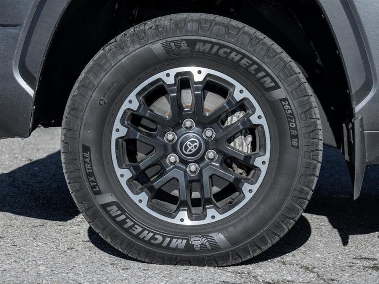 2025 Toyota Tundra 4X4 Tundra CrewMax SR5 L Heated Front Seats| Heated Steering Wheel| Backup Camera| SR5 Photo3