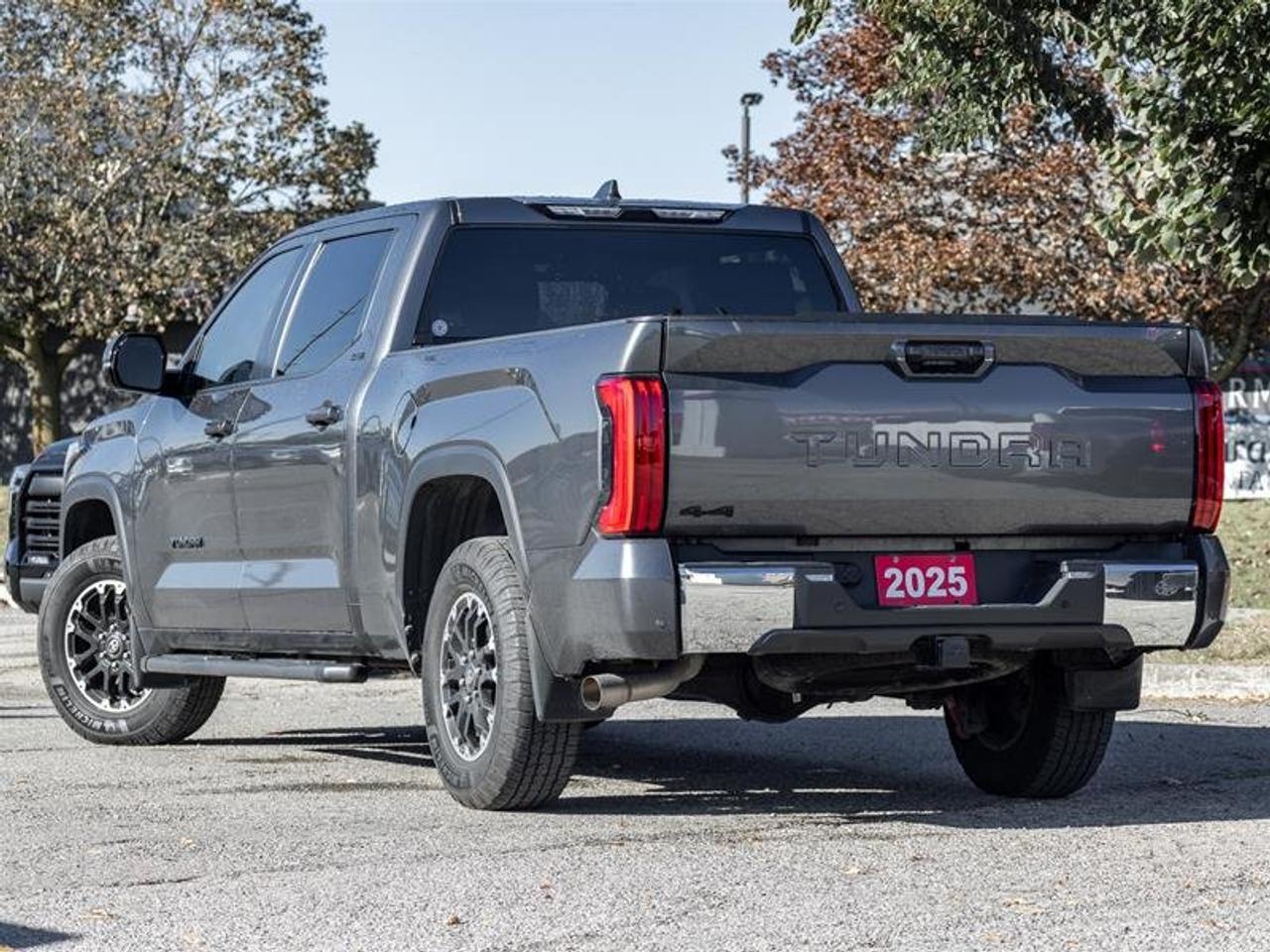 2025 Toyota Tundra 4X4 Tundra CrewMax SR5 L Heated Front Seats| Heated Steering Wheel| Backup Camera| SR5 Photo4