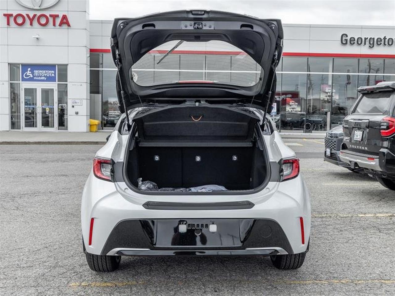2027 Toyota Corolla Hatchback XSE Photo