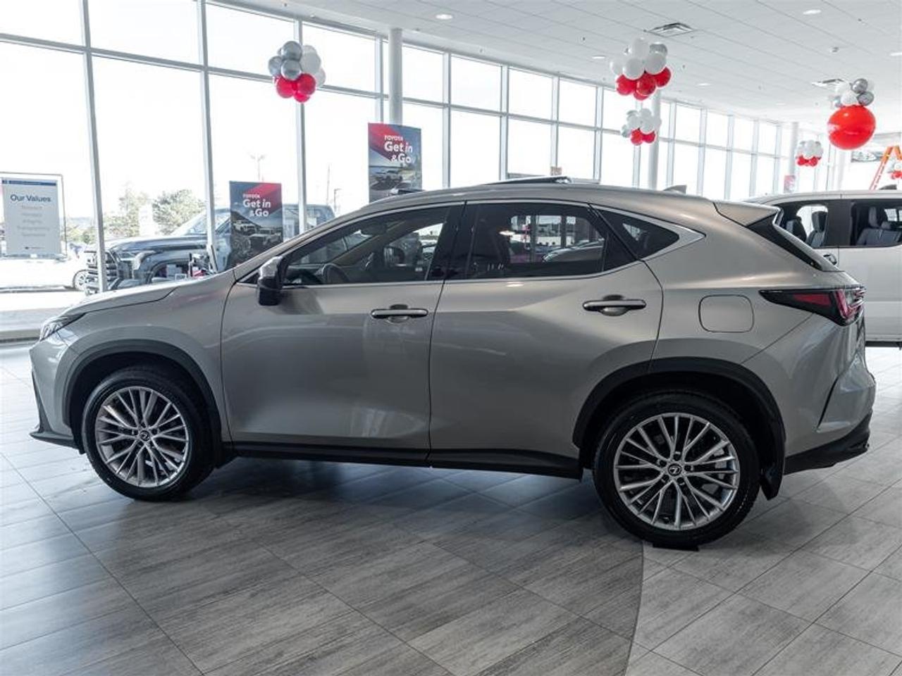 2024 Lexus NXh NX 350h Heated/Vented Seats| Pano Sunroof| Backup Camera| Navi Photo