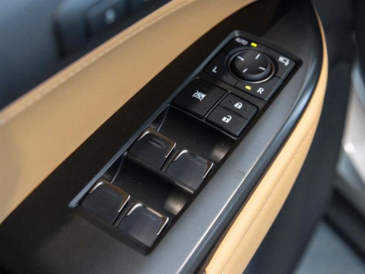 2024 Lexus NXh NX 350h Heated/Vented Seats| Pano Sunroof| Backup Camera| Navi Photo