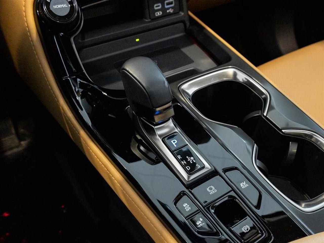 2024 Lexus NXh NX 350h Heated/Vented Seats| Pano Sunroof| Backup Camera| Navi Photo