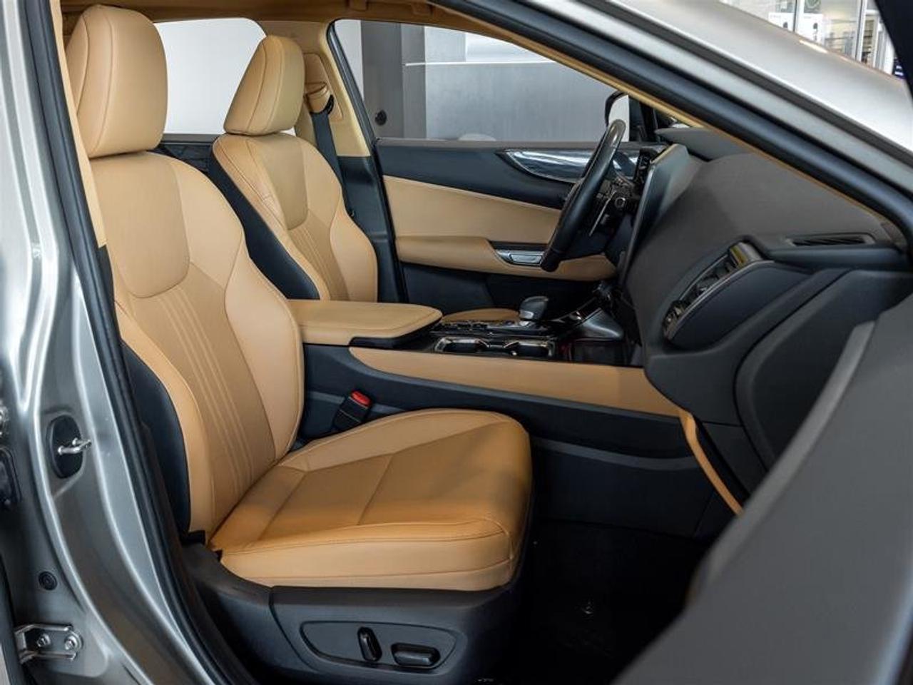 2024 Lexus NXh NX 350h Heated/Vented Seats| Pano Sunroof| Backup Camera| Navi Photo