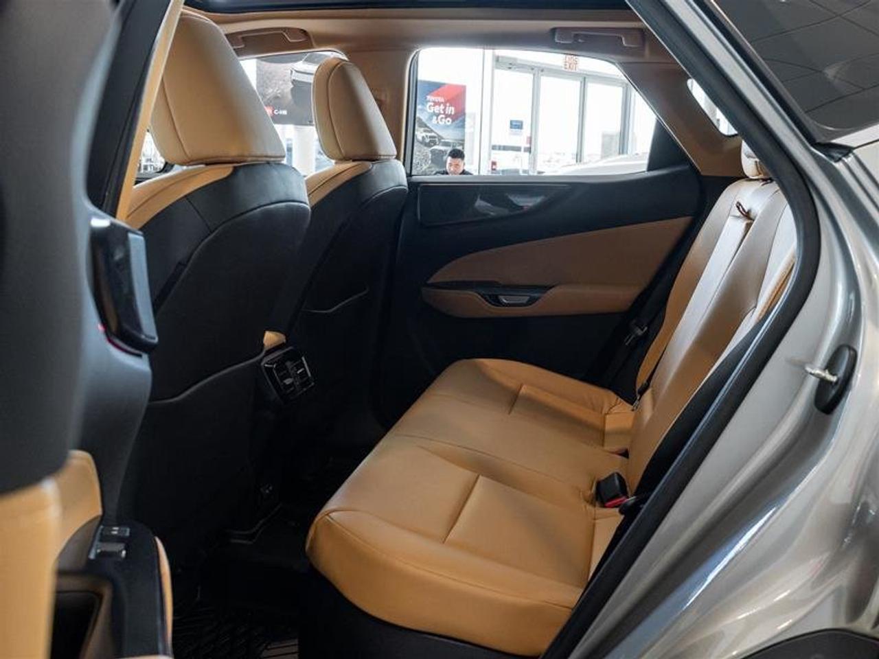 2024 Lexus NXh NX 350h Heated/Vented Seats| Pano Sunroof| Backup Camera| Navi Photo