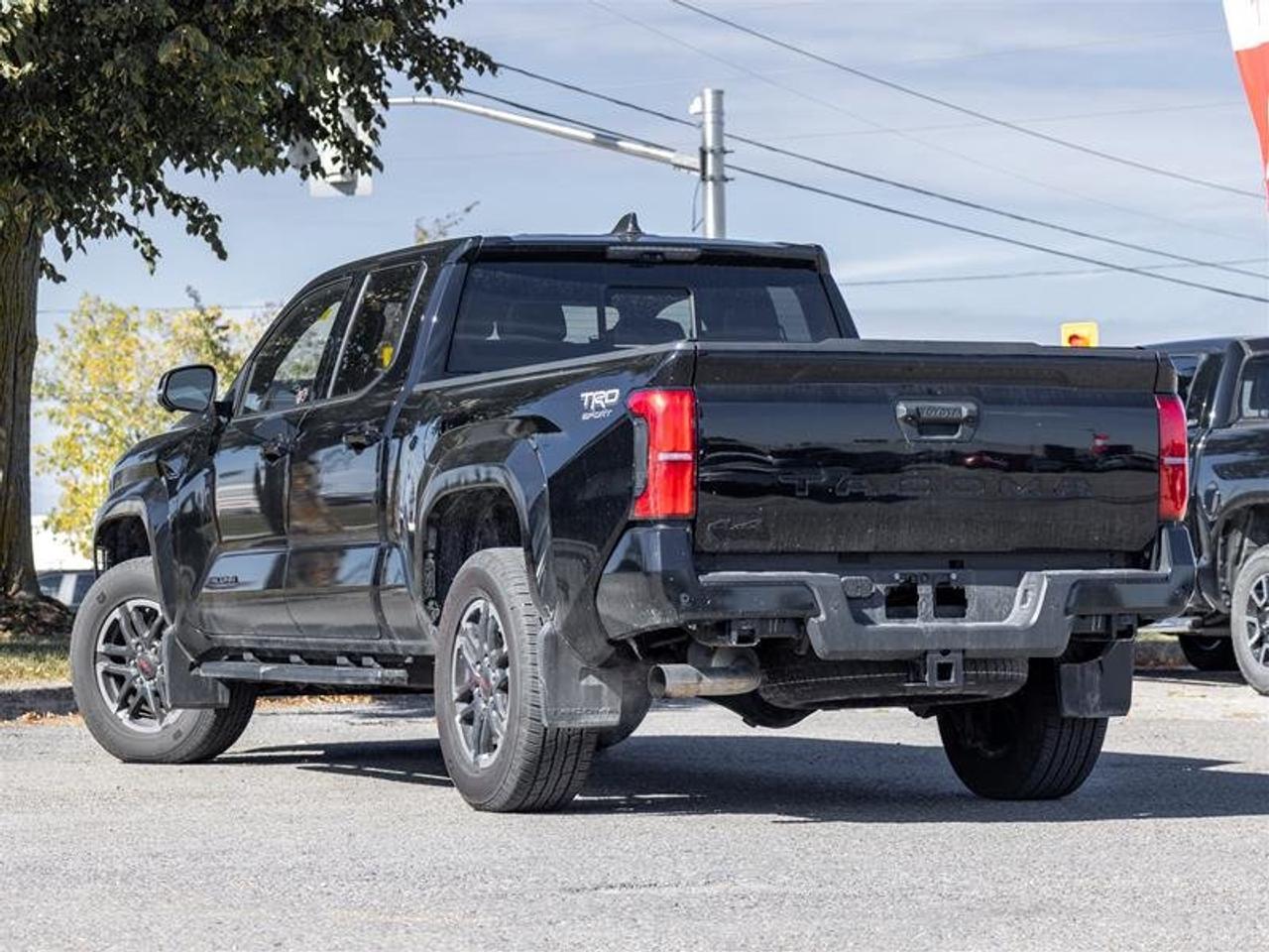 2025 Toyota Tacoma 4X4 Tacoma Double Cab AT Navi | Backup Cam | Heated Seats | Wireless Charging | 4x4 Photo