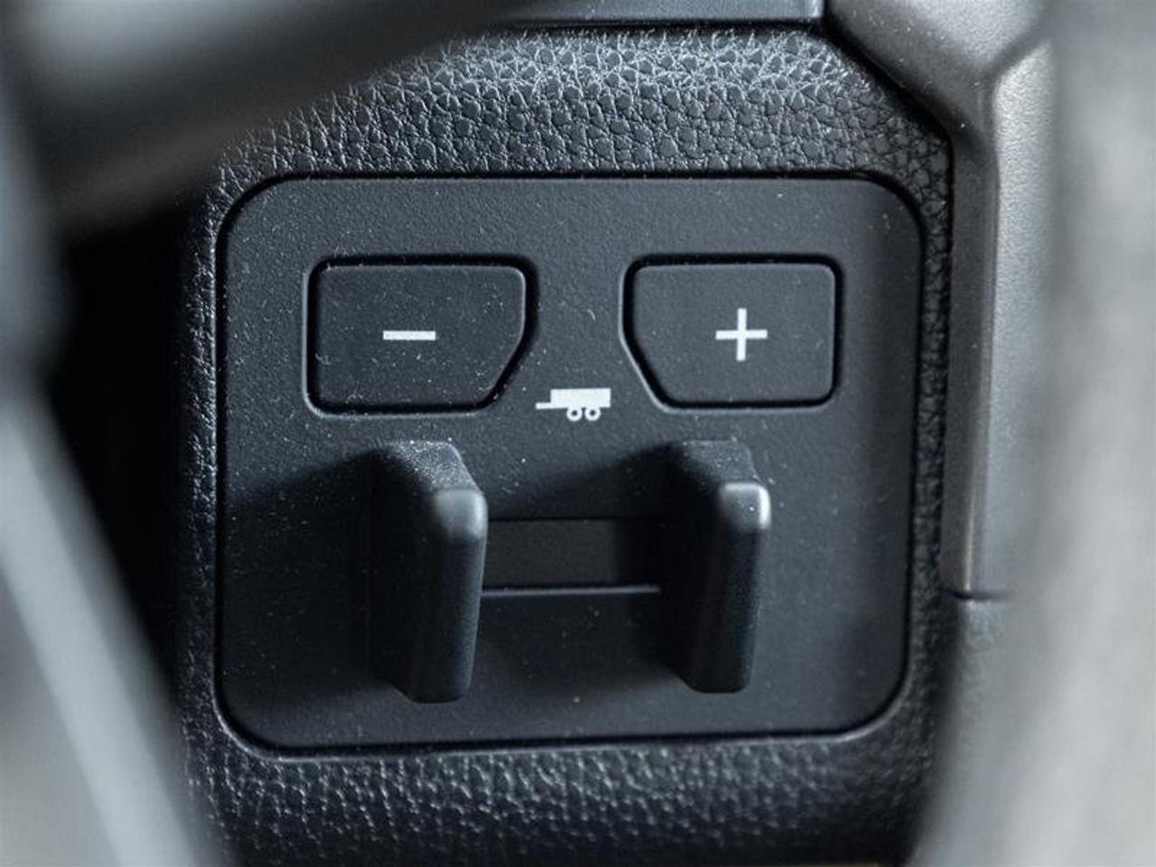 2025 Toyota Tacoma 4X4 Tacoma Double Cab AT Navi | Backup Cam | Heated Seats | Wireless Charging | 4x4 Photo