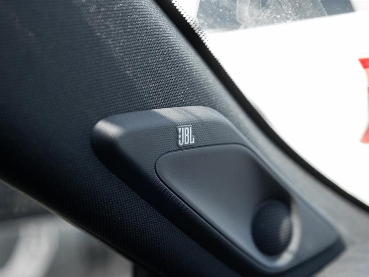 2025 Toyota RAV4 Hybrid XSE AWD Sunroof | Backup Cam | Navi | Heated Seats | JBL Audio | Wireless Charging | XSE Photo