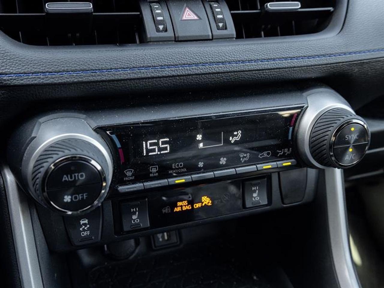 2025 Toyota RAV4 Hybrid XSE AWD Sunroof | Backup Cam | Navi | Heated Seats | JBL Audio | Wireless Charging | XSE Photo