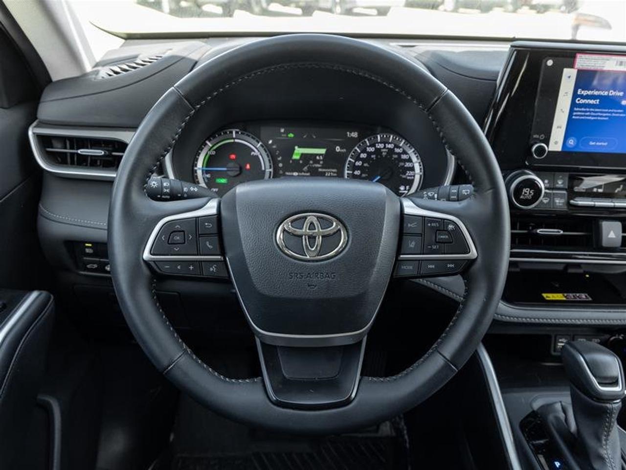 2026 Toyota Highlander Hybrid XLE AWD Pano Sunroof | Backup Cam | Navi | Heated Seats | Wireless Charging | XLE Photo