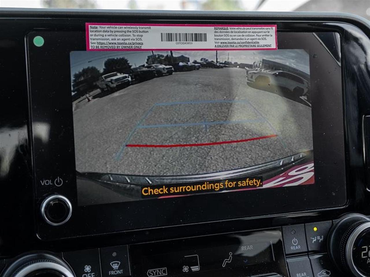 2026 Toyota Highlander Hybrid XLE AWD Pano Sunroof | Backup Cam | Navi | Heated Seats | Wireless Charging | XLE Photo