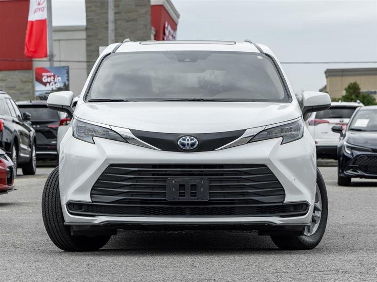 2025 Toyota Sienna Hybrid Sienna XLE 8-Pass Sunroof | Backup Cam | Heated Seats | XLE Photo