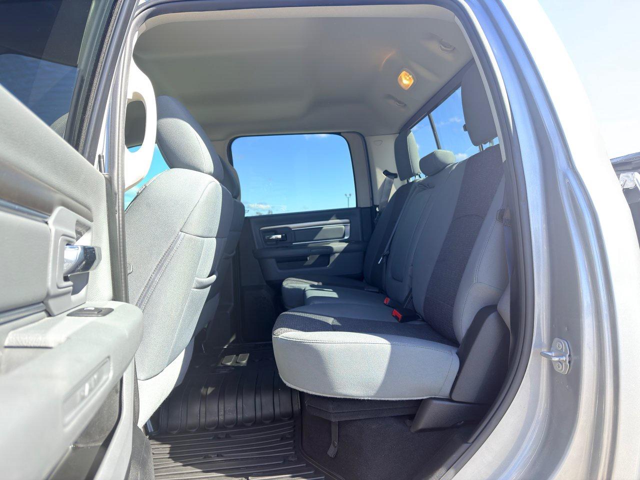 2020 RAM 1500 Classic SLT 4x4 Crew Cab 5'7 Box Photo