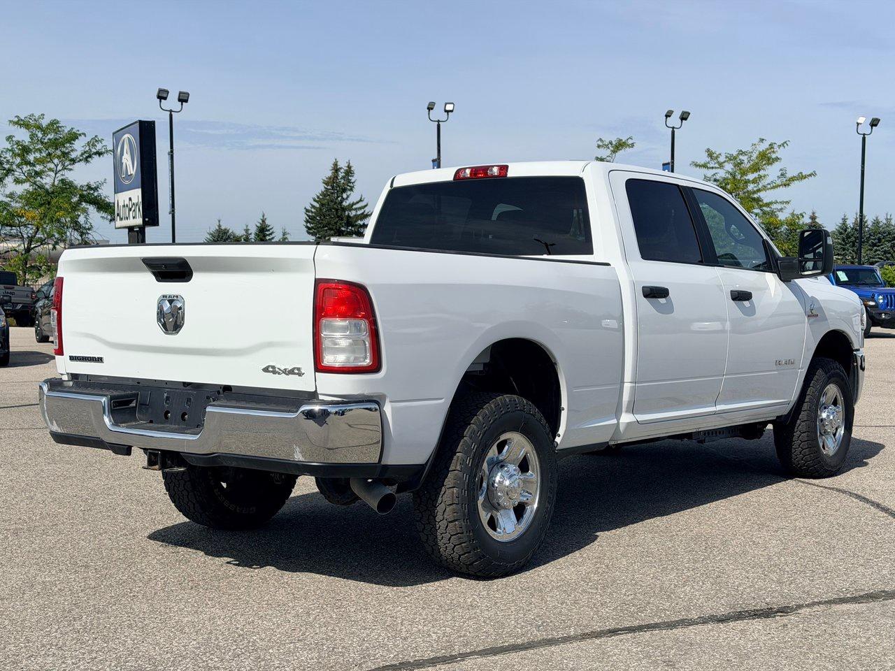 2024 RAM 3500 Big Horn Crew Cab 4x4 Photo4