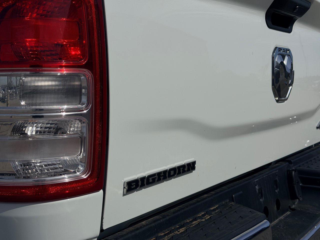 2024 RAM 3500 Big Horn Crew Cab 4x4 Photo