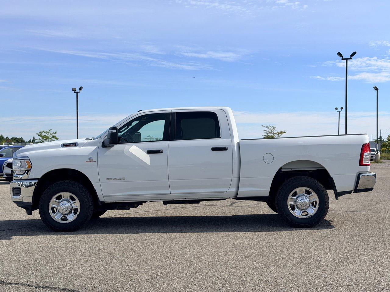 2024 RAM 3500 Big Horn Crew Cab 4x4 Photo