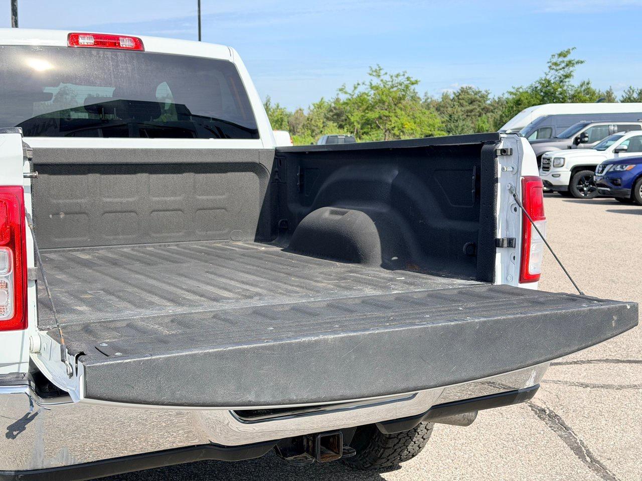 2024 RAM 3500 Big Horn Crew Cab 4x4 Photo