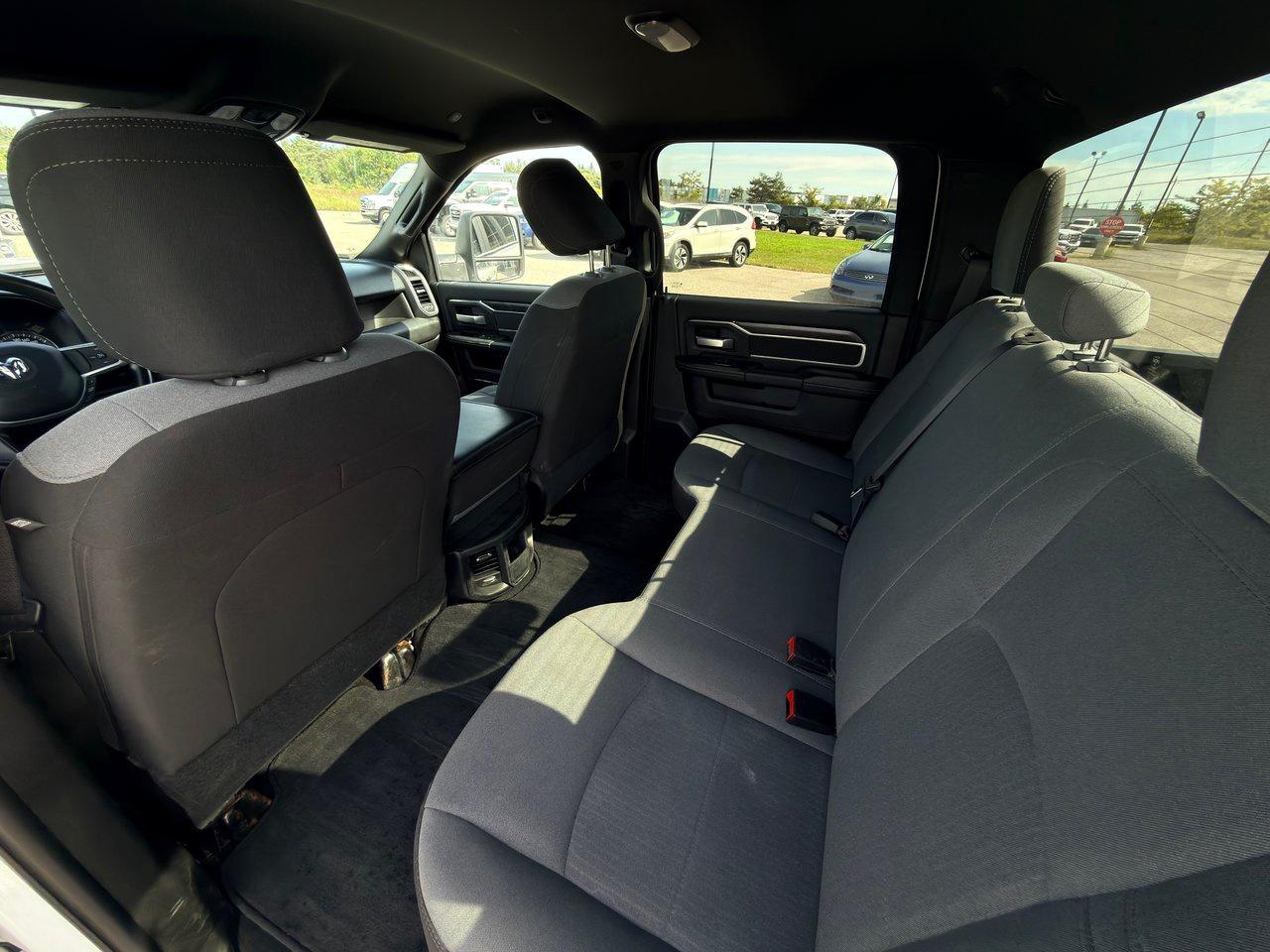 2024 RAM 3500 Big Horn Crew Cab 4x4 Photo
