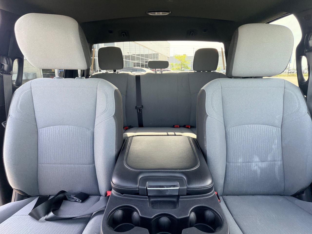 2024 RAM 3500 Big Horn Crew Cab 4x4 Photo