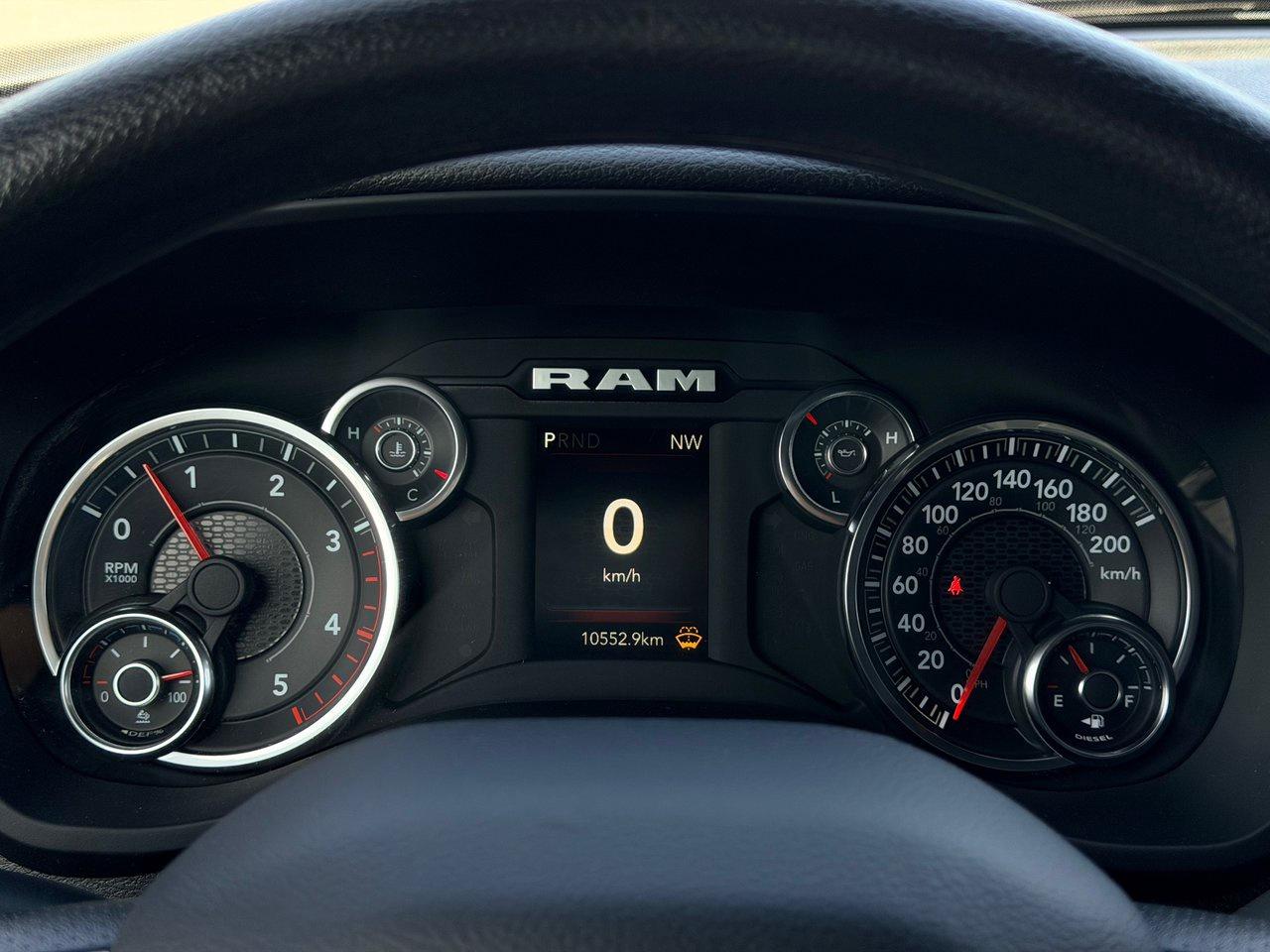 2024 RAM 3500 Big Horn Crew Cab 4x4 Photo