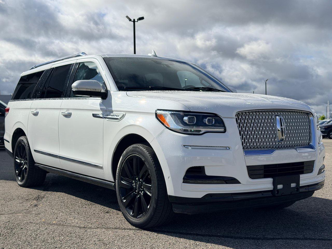 2022 Lincoln Navigator L Reserve 4x4 Photo